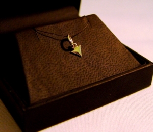 Petit triangle en argent